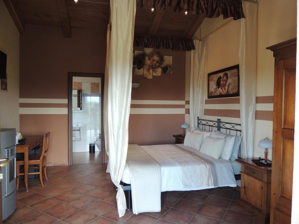 Bed and Breakfast Da Fabiana Bossolasco Exterior foto