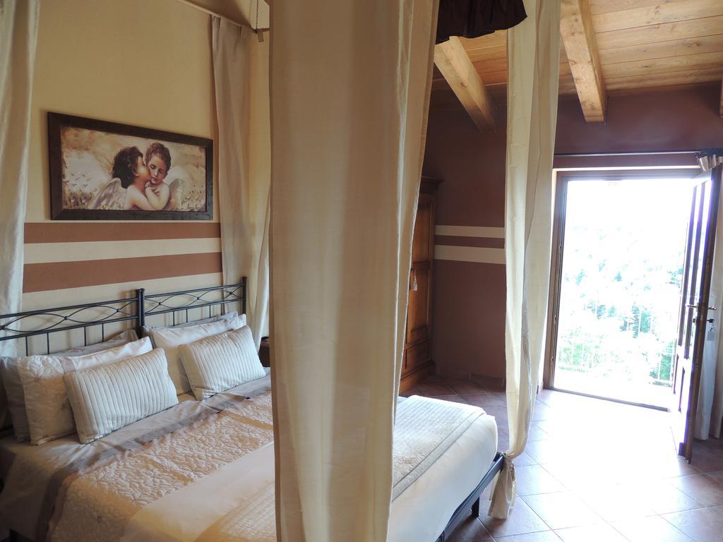 Bed and Breakfast Da Fabiana Bossolasco Exterior foto
